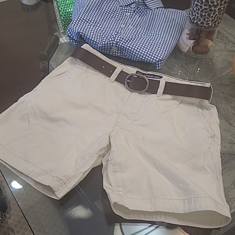 AMERICAN Eagle shorts tan 32 new
